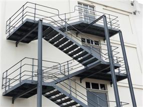 鋼結(jié)構(gòu)樓梯